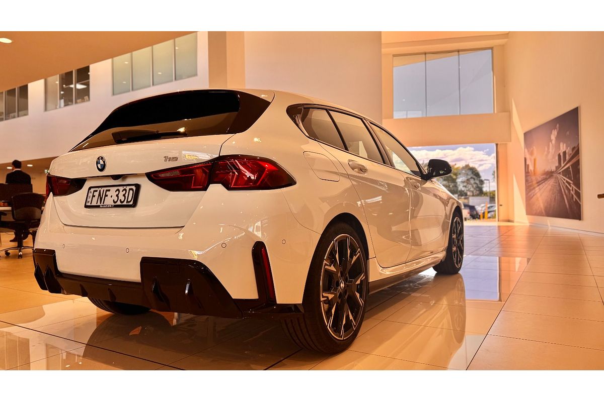 2024 BMW 1 Series 118 M Sport F70