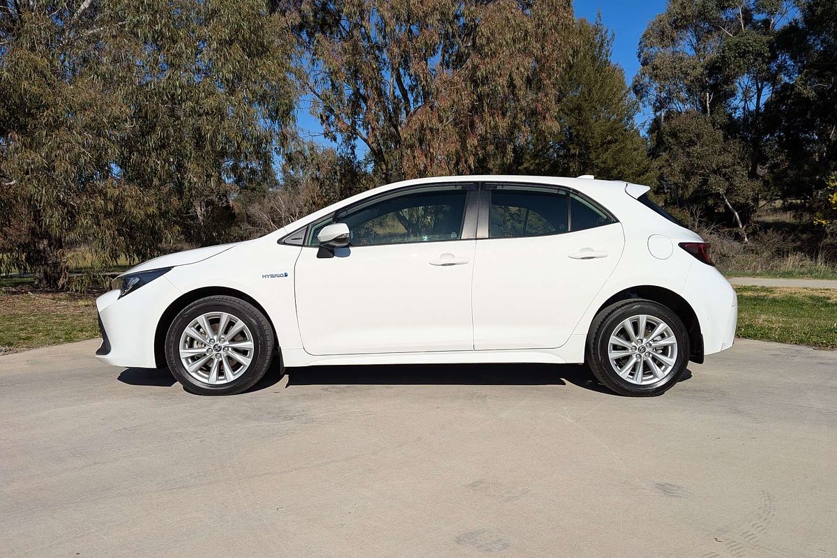 2023 Toyota Corolla Ascent Sport Hybrid ZWE219R