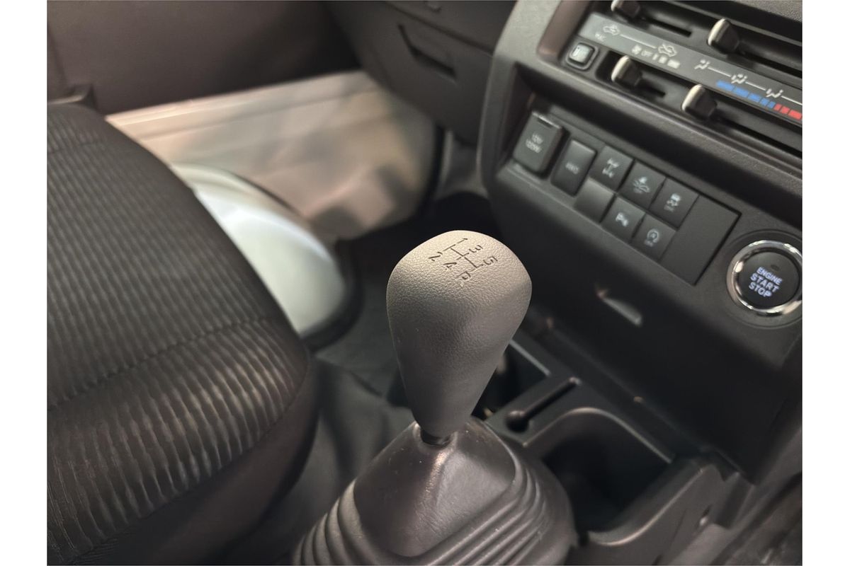 2025 Daihatsu Hijet Jumbo Extra 4WD