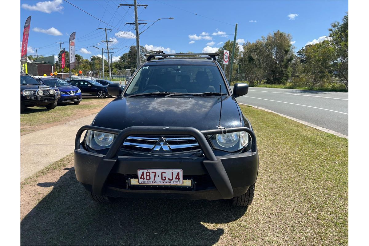 2015 Mitsubishi Triton GLX MN 4X4