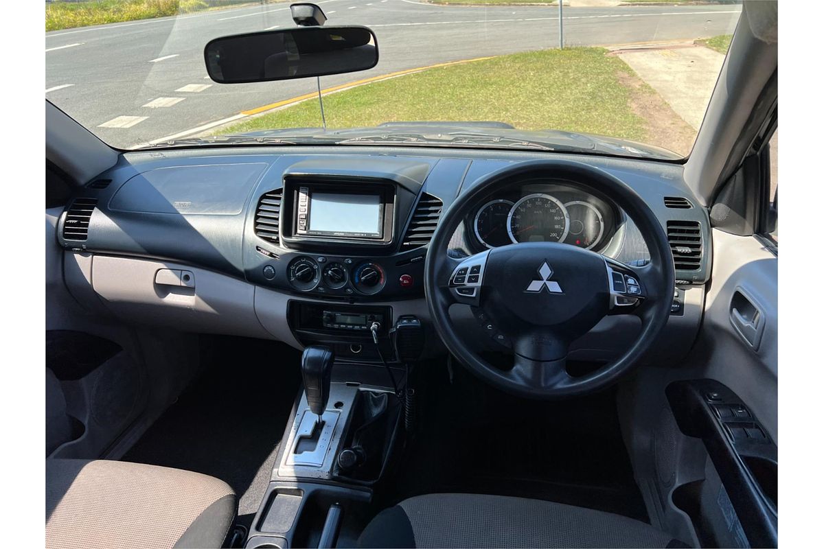 2015 Mitsubishi Triton GLX MN 4X4