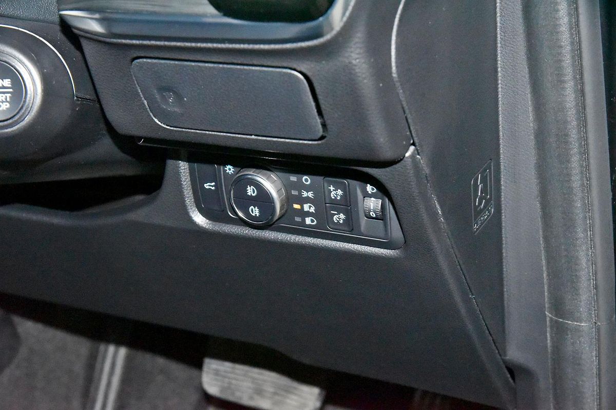 2025 Ford Everest Trend 2.0L