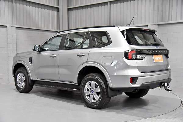 2024 Ford Everest Ambiente 2.0L