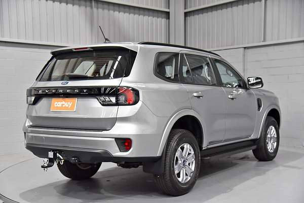 2024 Ford Everest Ambiente 2.0L