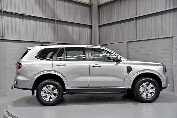 2024 Ford Everest Ambiente 2.0L