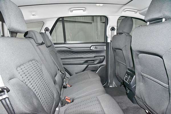 2024 Ford Everest Ambiente 2.0L