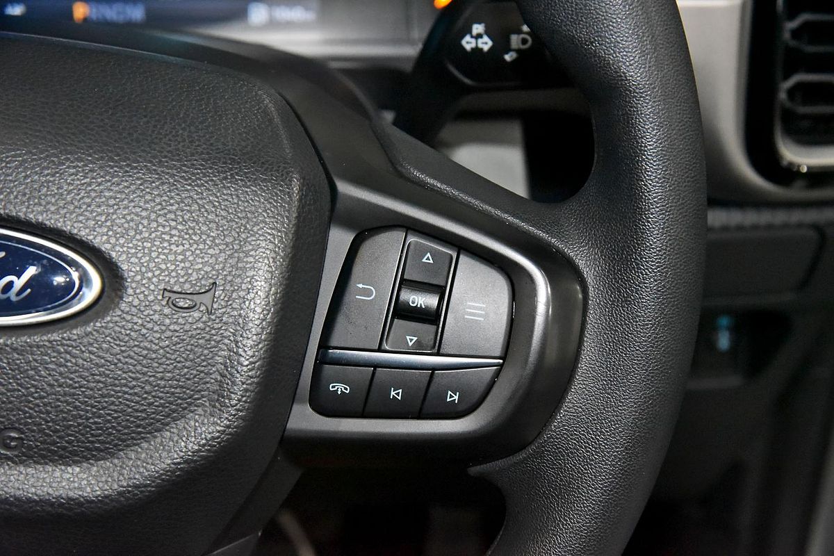 2024 Ford Everest Ambiente 2.0L