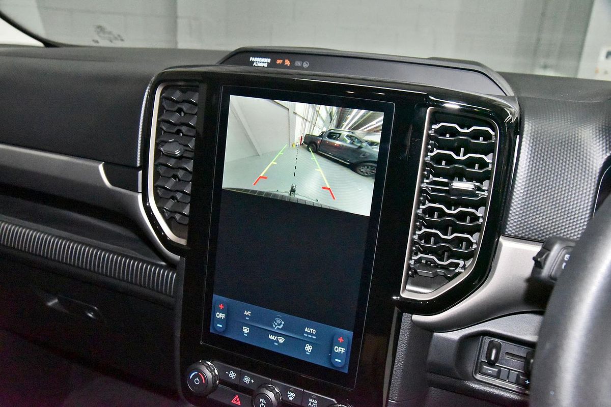 2024 Ford Everest Ambiente 2.0L