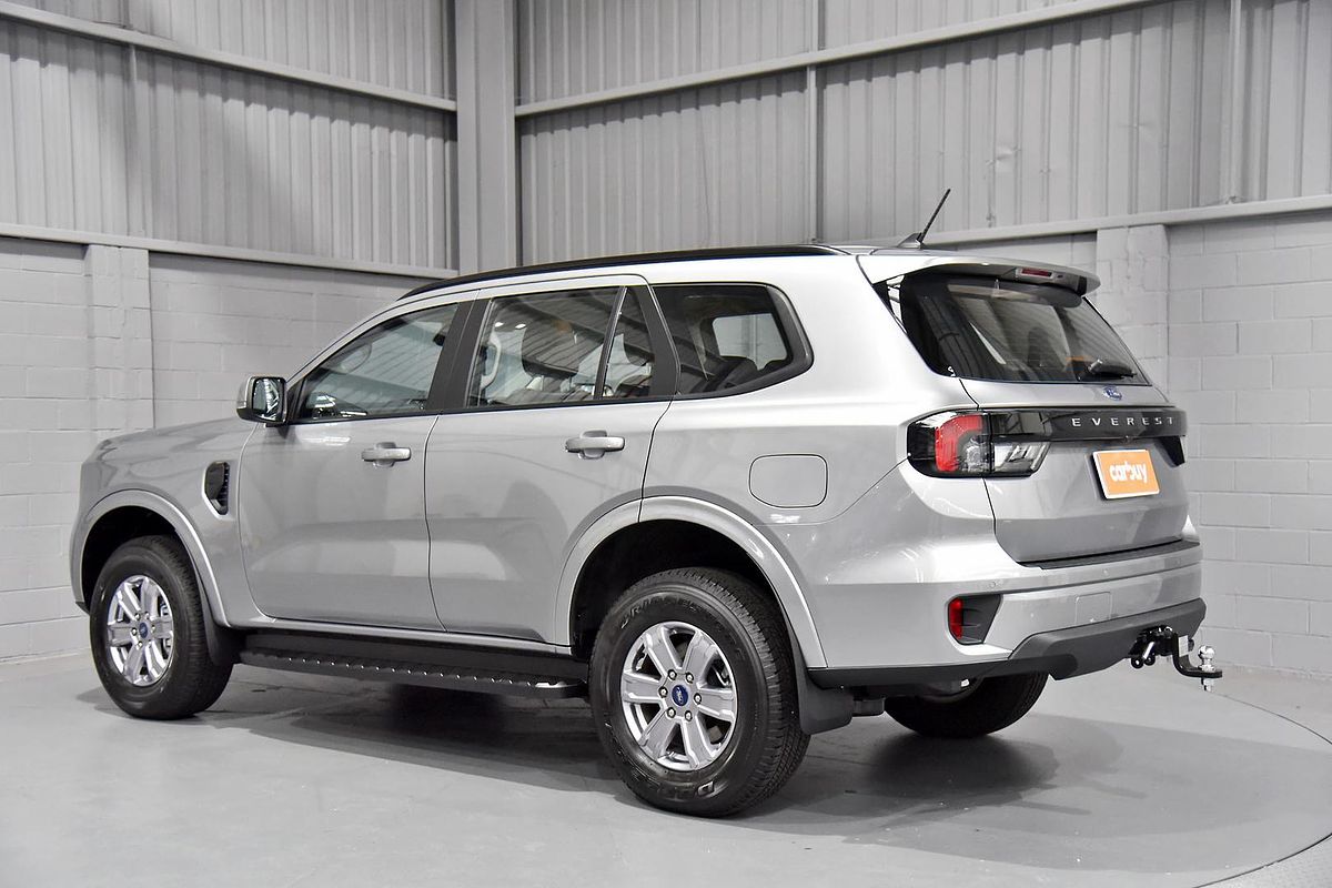 2024 Ford Everest Ambiente 2.0L