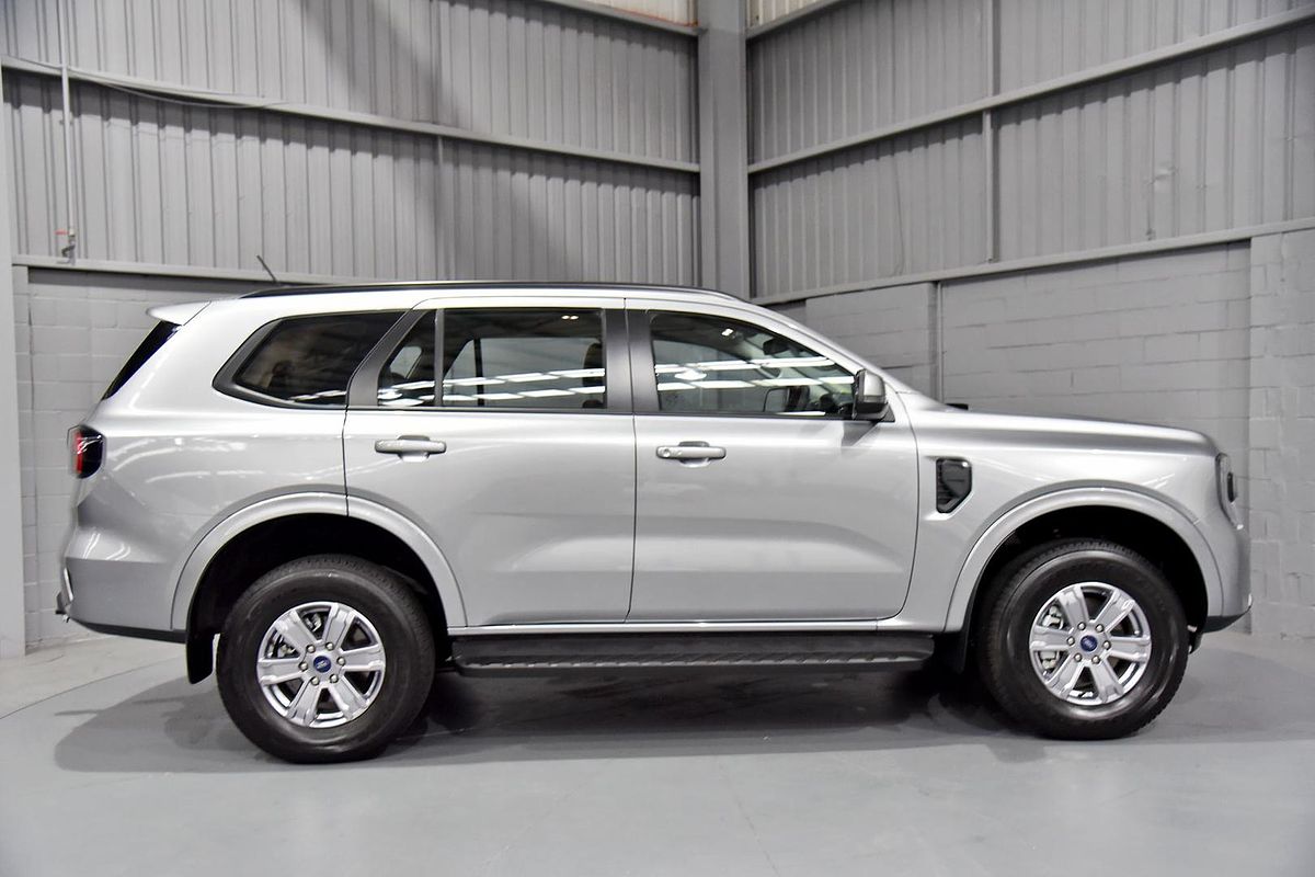 2024 Ford Everest Ambiente 2.0L