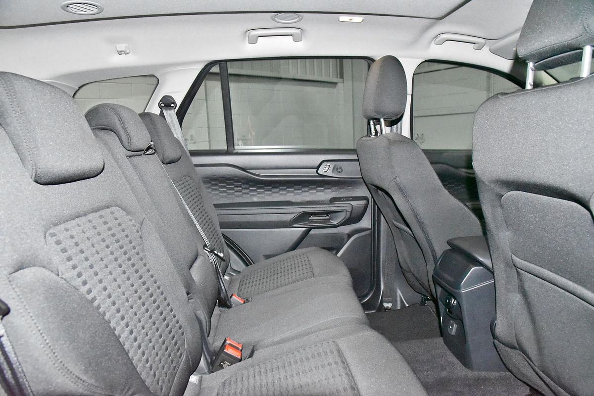 2024 Ford Everest Ambiente 2.0L