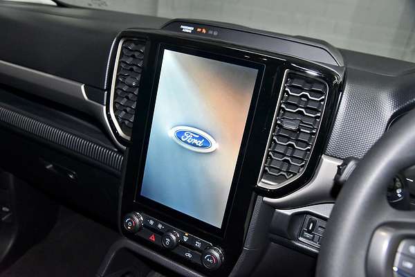 2024 Ford Everest Ambiente 2.0L
