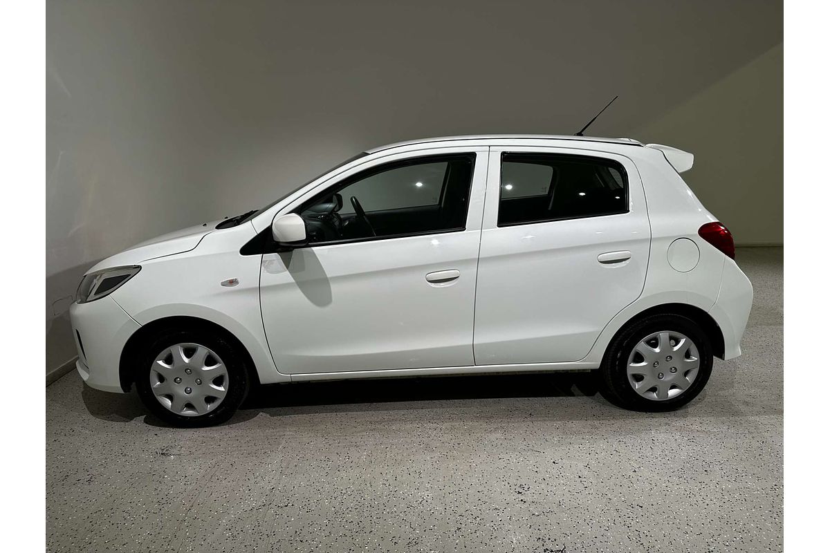 2021 Mitsubishi Mirage ES LB