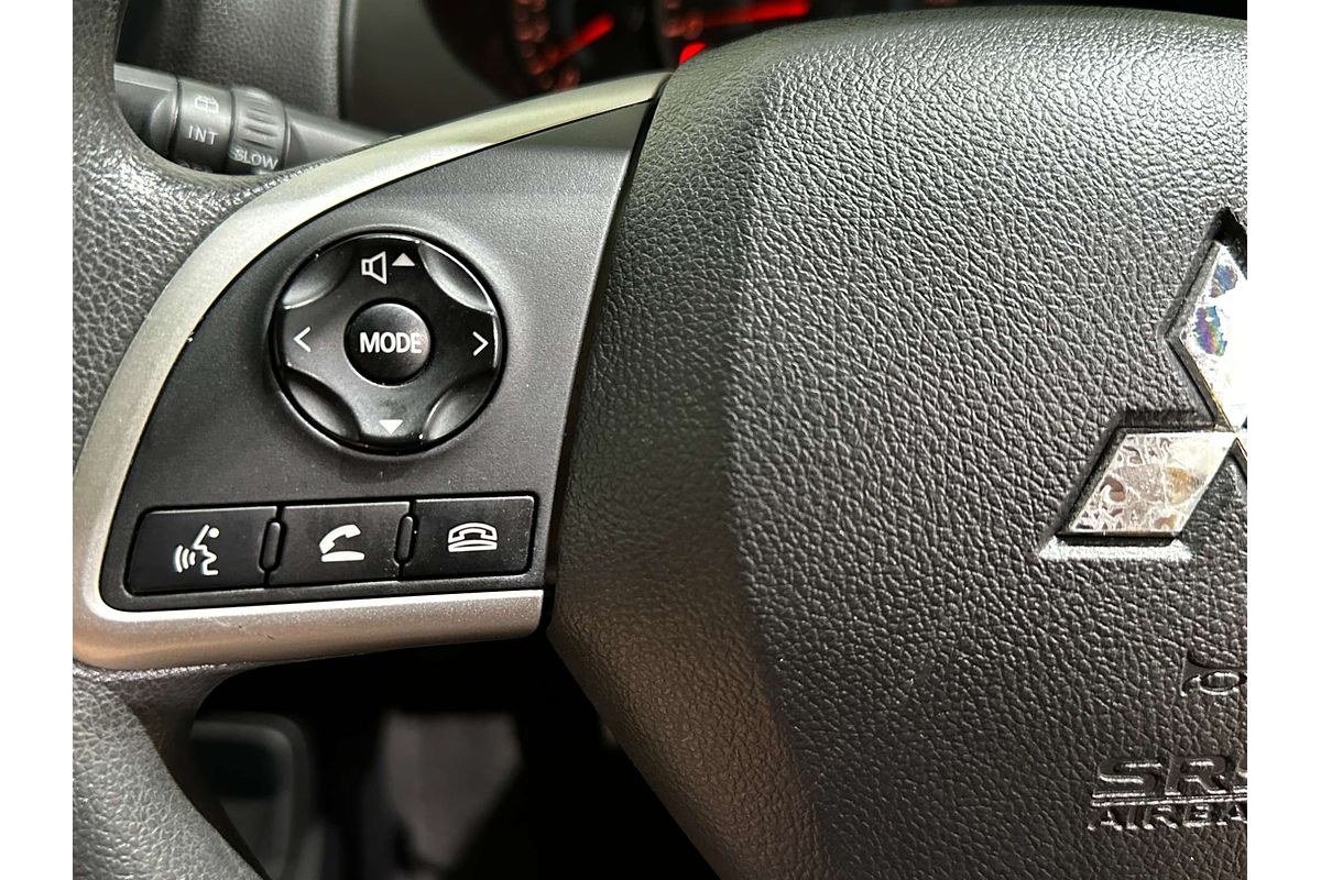 2021 Mitsubishi Mirage ES LB
