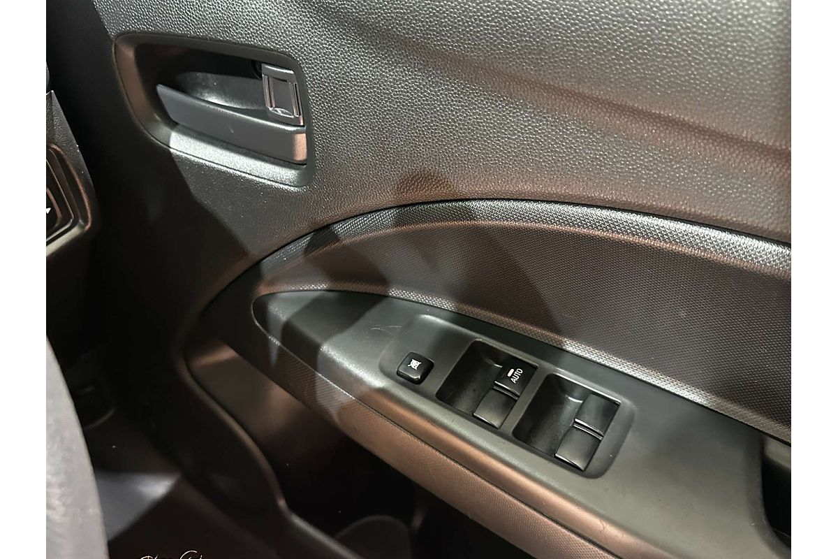 2021 Mitsubishi Mirage ES LB