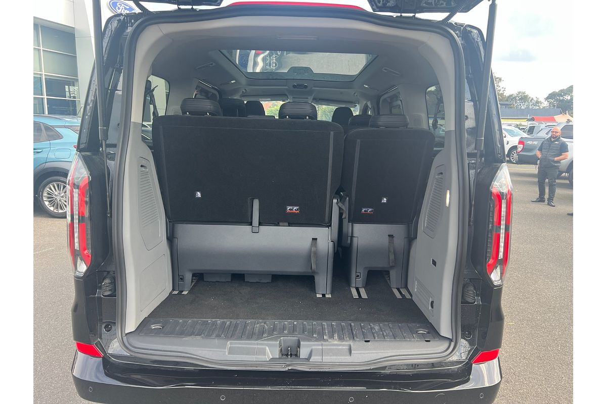 2024 Ford Tourneo Titanium X AV SWB