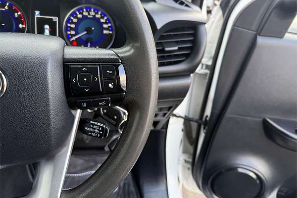 2020 Toyota Hilux SR GUN126R 4X4