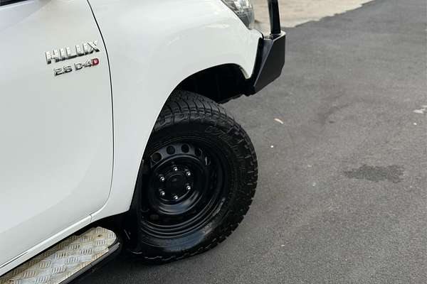2020 Toyota Hilux SR GUN126R 4X4