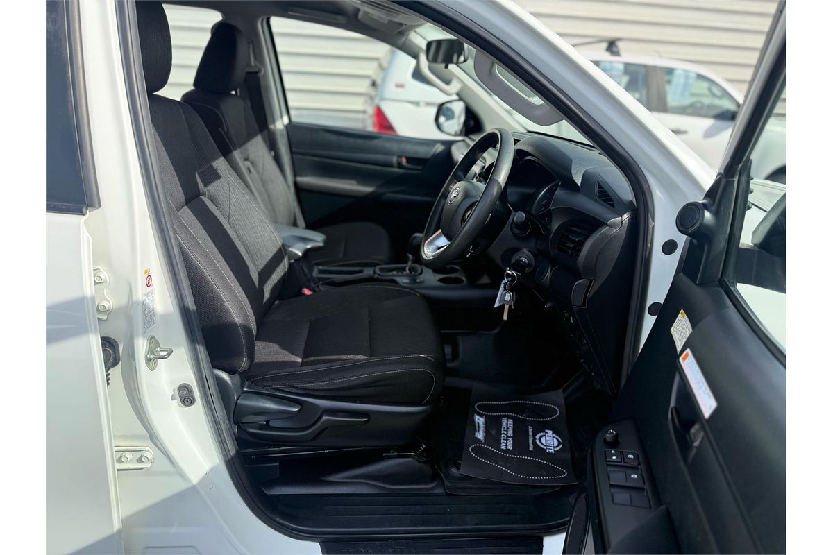 2019 Toyota Hilux SR GUN126R 4X4