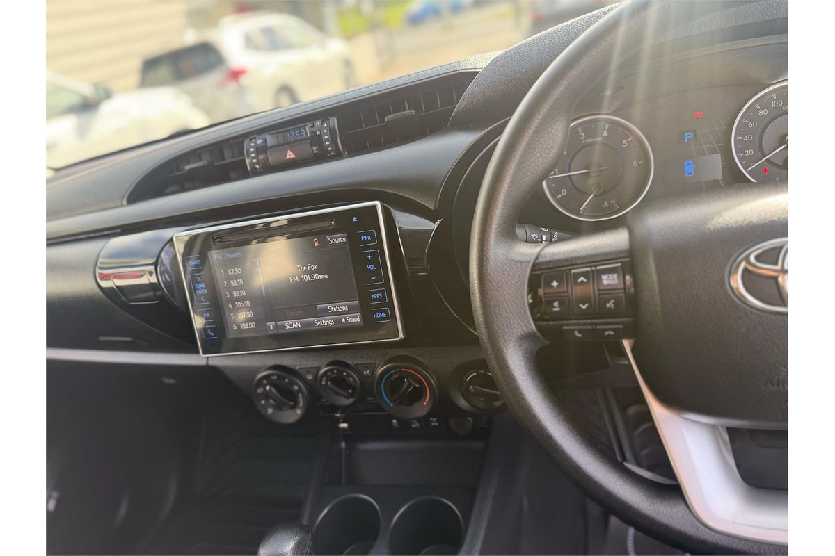 2019 Toyota Hilux SR GUN126R 4X4