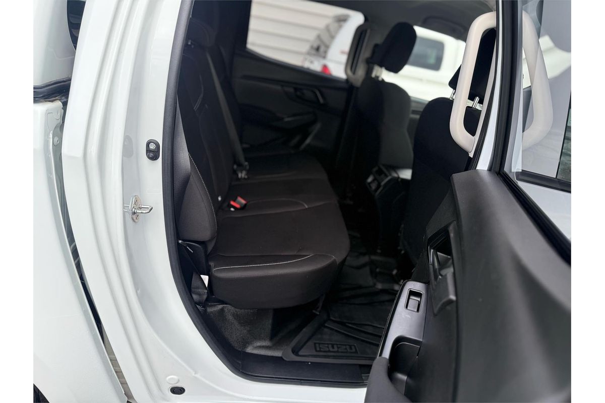 2023 Isuzu D-MAX SX 4X4