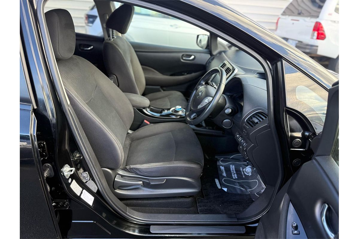 2016 Nissan LEAF ZEO