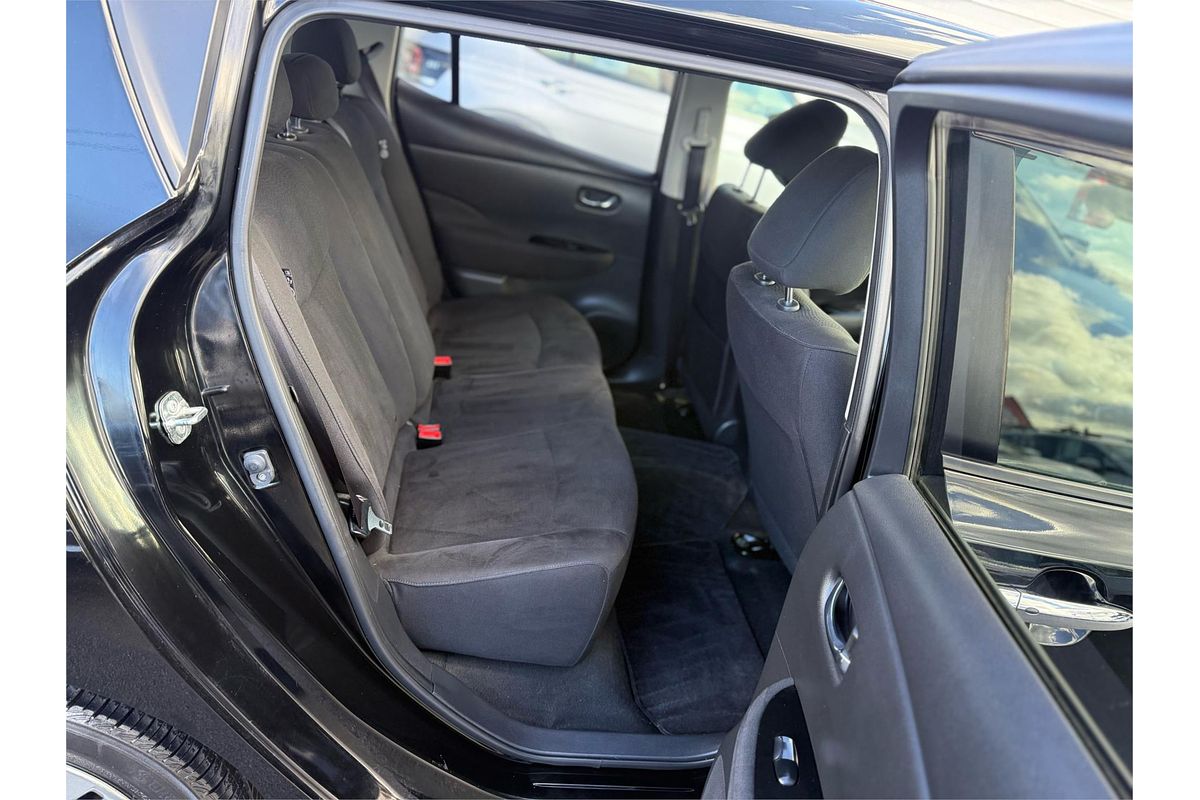2016 Nissan LEAF ZEO