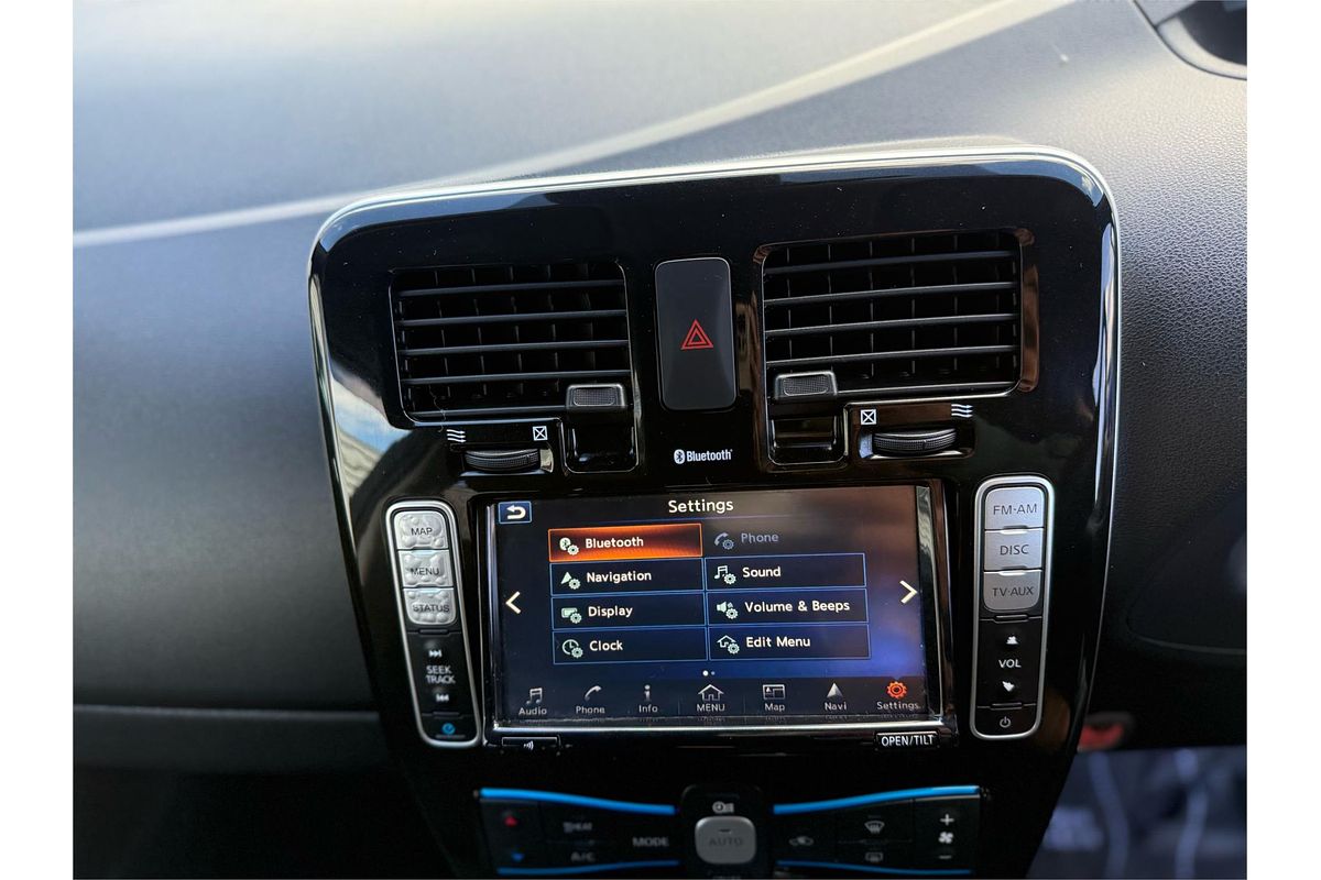 2016 Nissan LEAF ZEO