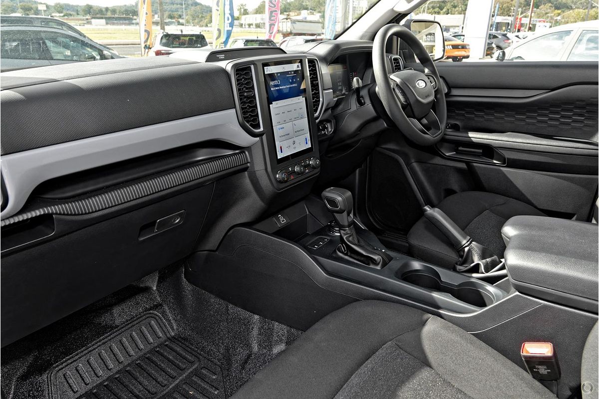 2025 Ford Ranger XL  2.0L