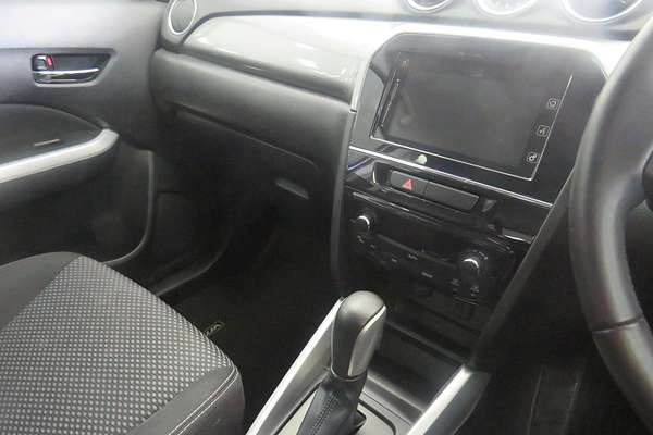 2016 Suzuki Vitara RT-S LY
