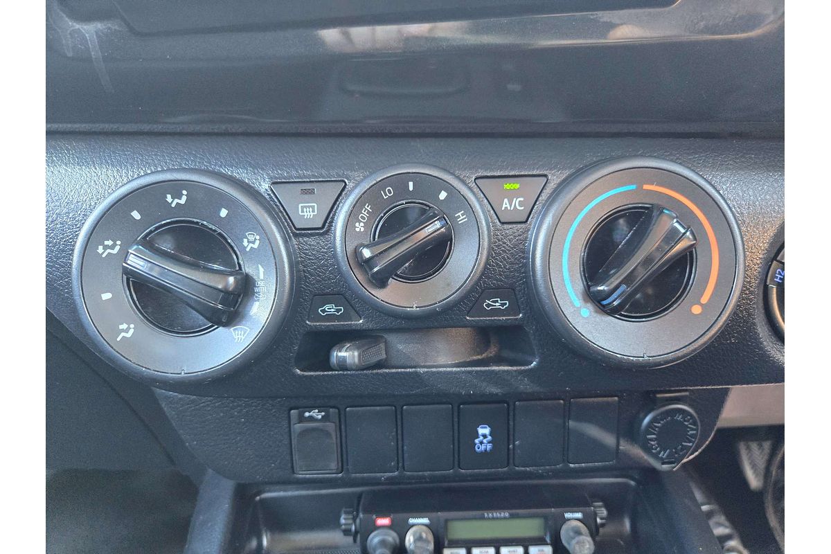2016 Toyota Hilux Workmate GUN125R 4X4