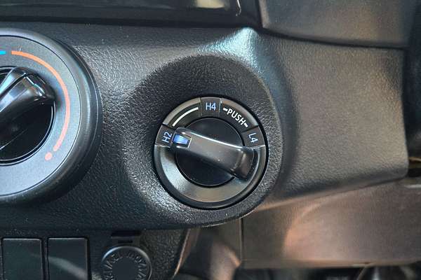 2016 Toyota Hilux Workmate GUN125R 4X4