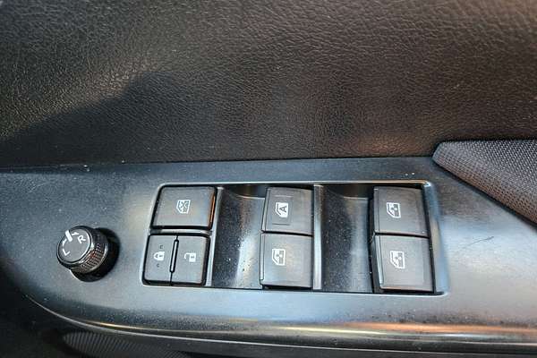 2016 Toyota Hilux Workmate GUN125R 4X4