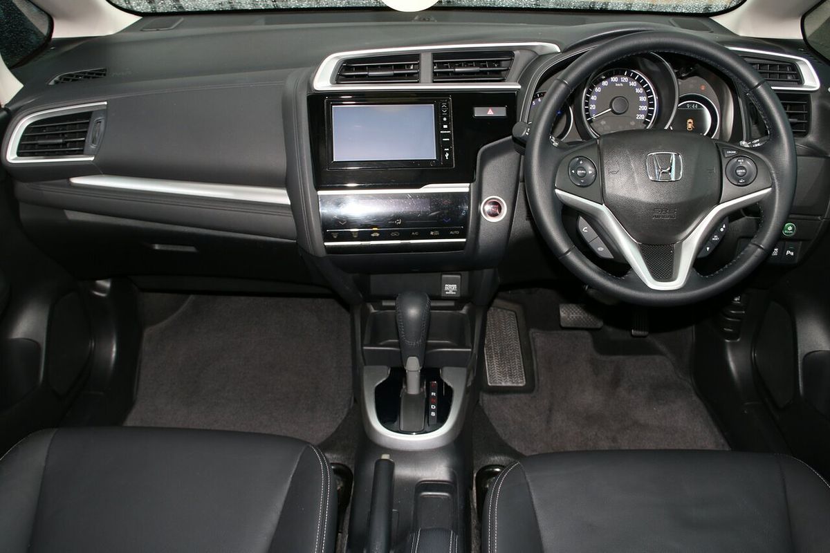 2017 Honda Jazz VTi-L GF