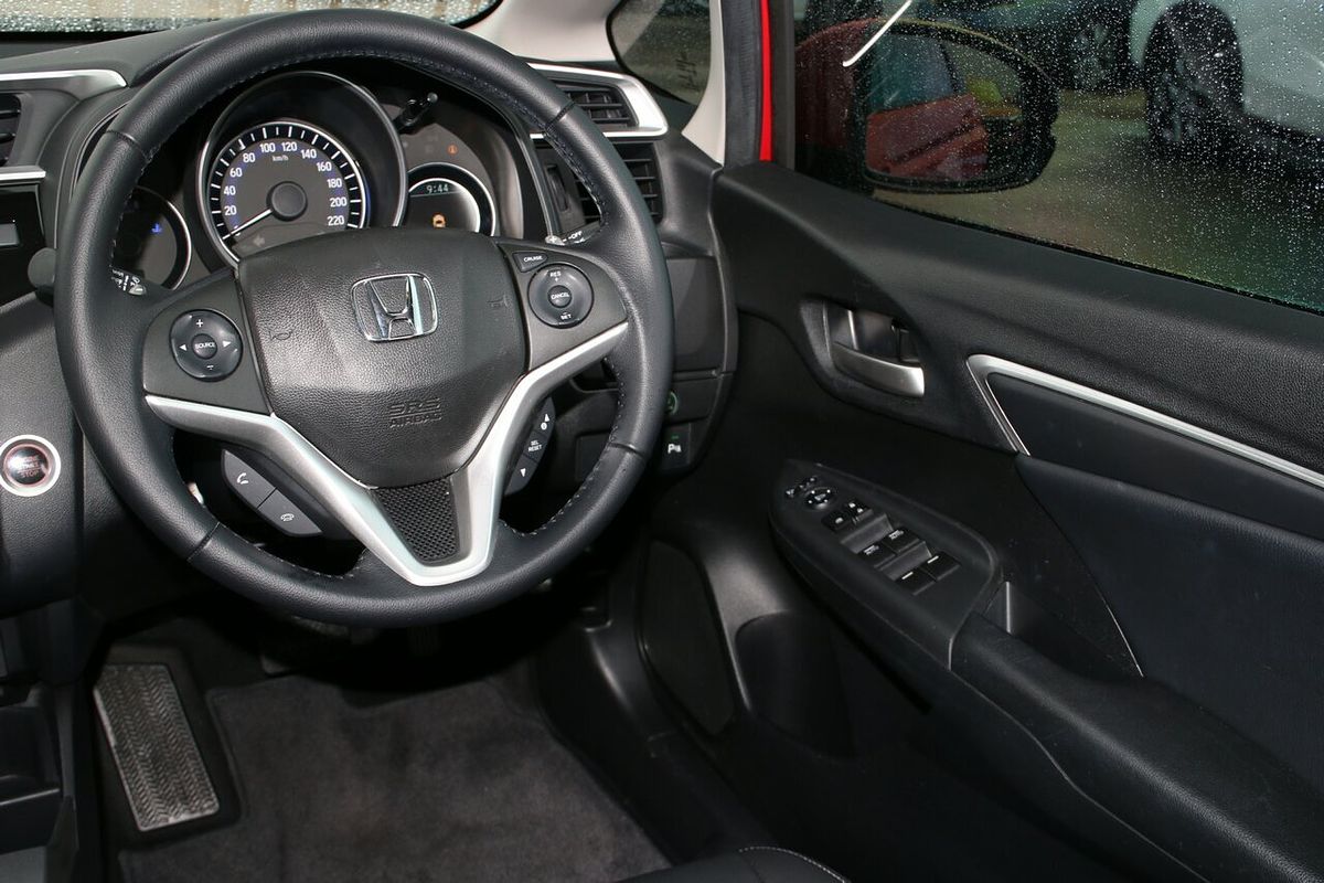 2017 Honda Jazz VTi-L GF