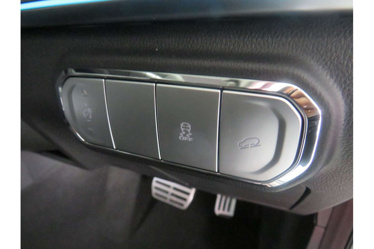 2025 GWM Tank 500 Ultra Hybrid P03