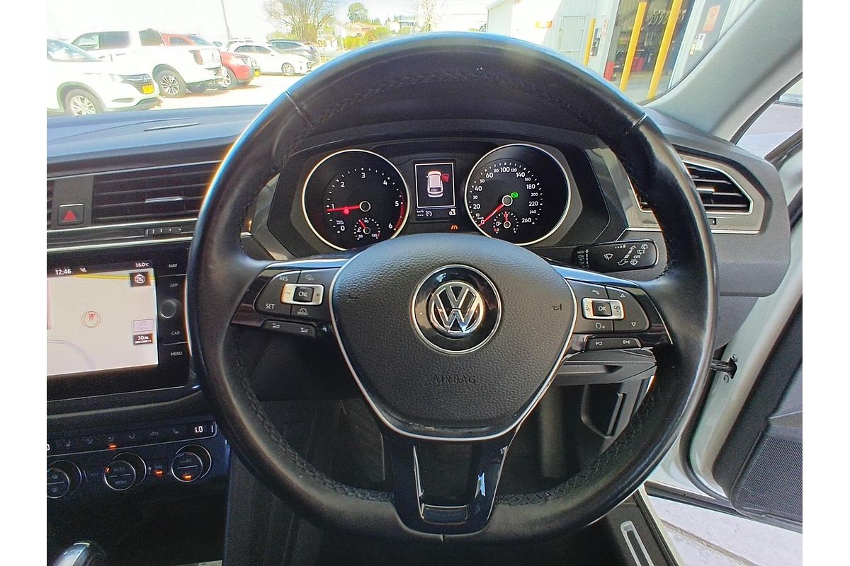 2017 Volkswagen Tiguan 110TDI Comfortline 5N