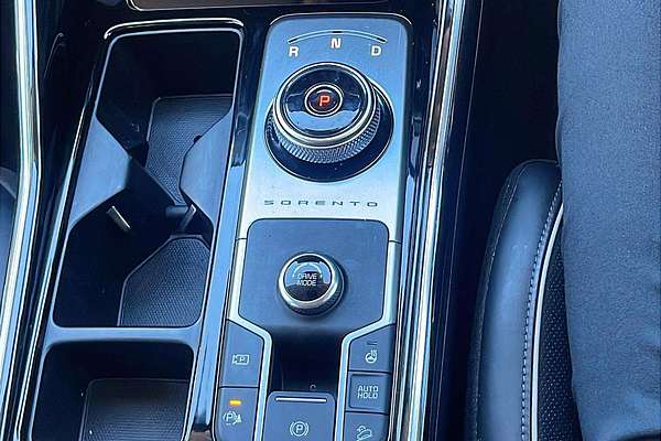 2021 Kia Sorento S MQ4