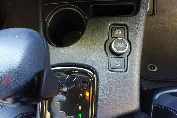 2024 Toyota Hilux Rogue 48V GUN126R 4X4