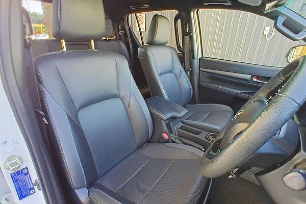 2024 Toyota Hilux Rogue 48V GUN126R 4X4