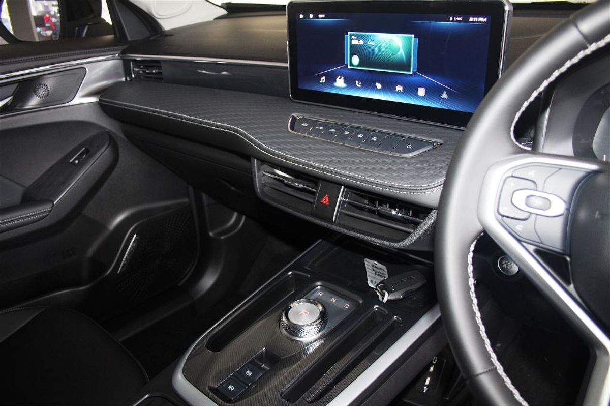 Jolion Pro Luxury Auto 4x2 Hybrid