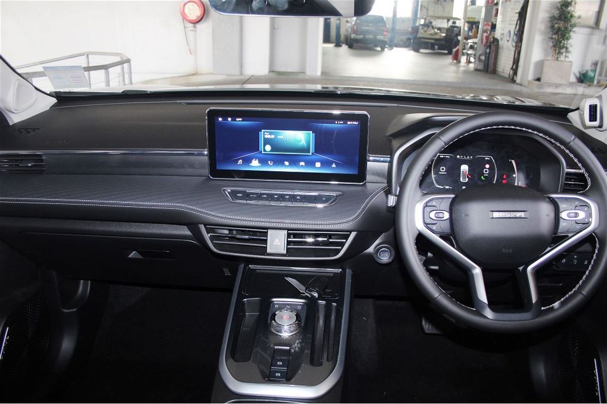 Jolion Pro Luxury Auto 4x2 Hybrid