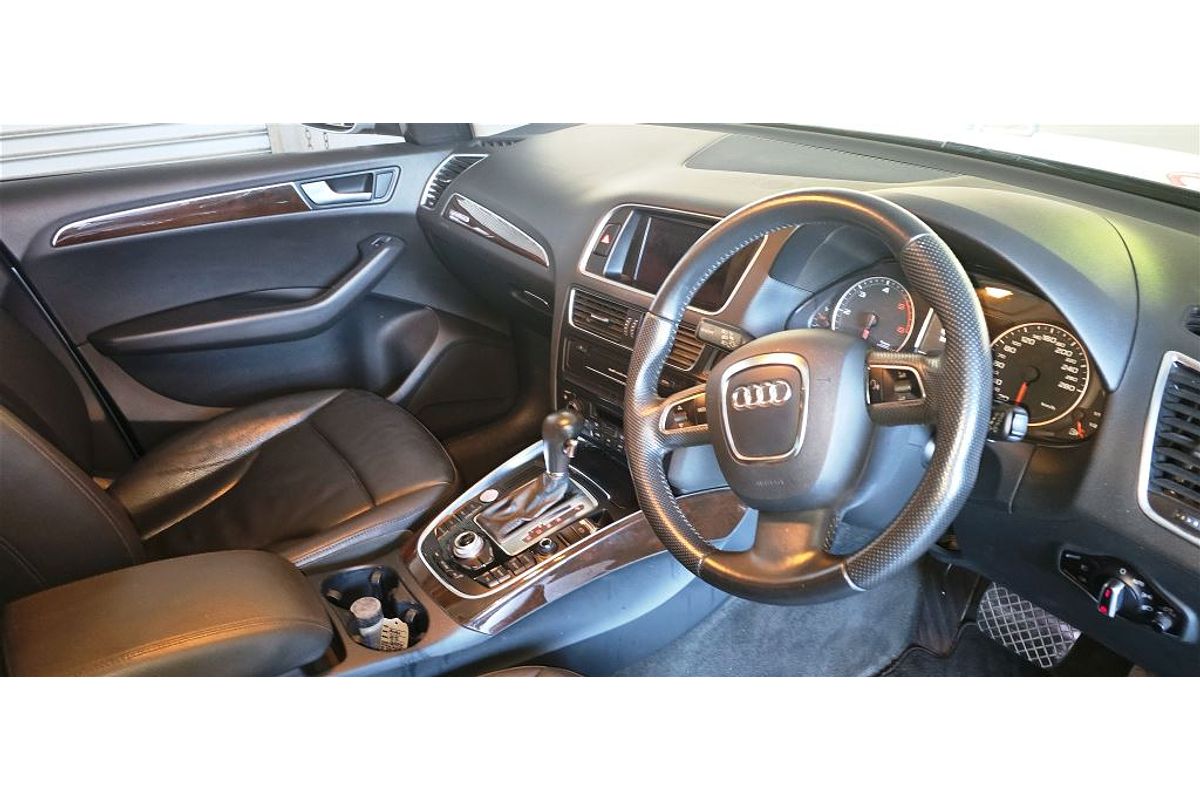 Q5 8R MY12 2.0 TDI QUATTRO 2.0L DT4 DIESEL TURBO F/INJ 7 SP AUTO DUAL CLUTCH 4D WAGON 