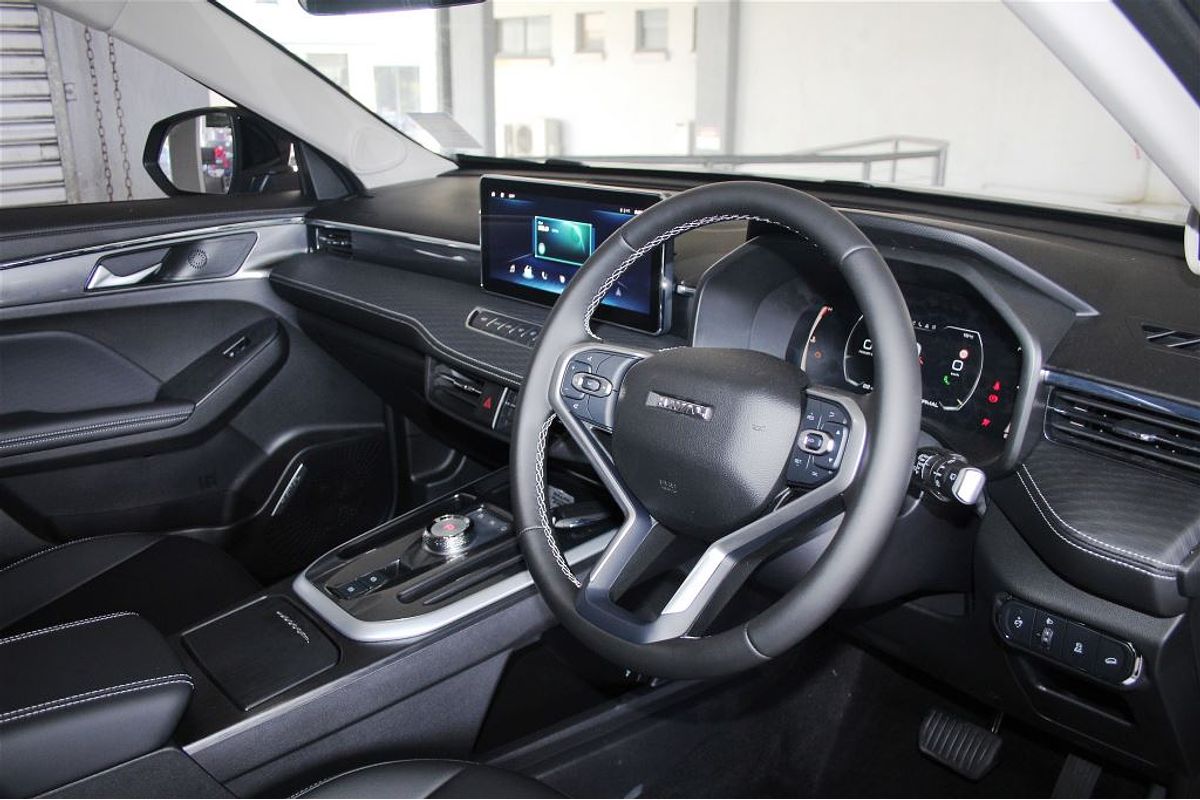 Jolion Pro Luxury Auto 4x2 Hybrid