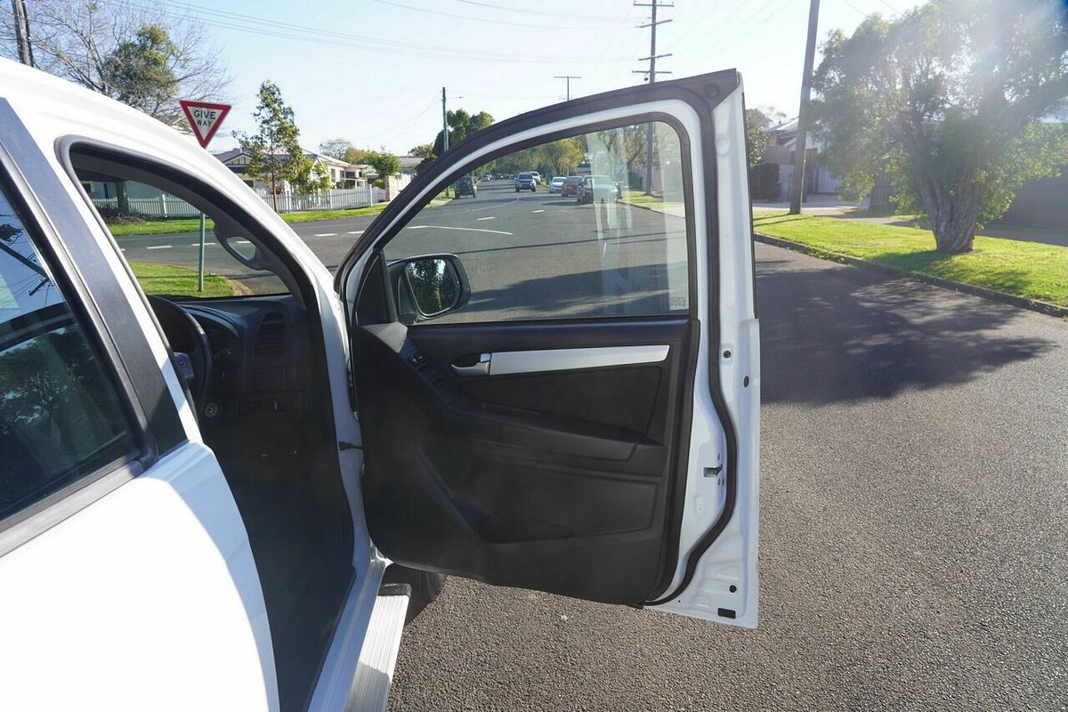 2016 Isuzu MU-X LS-M
