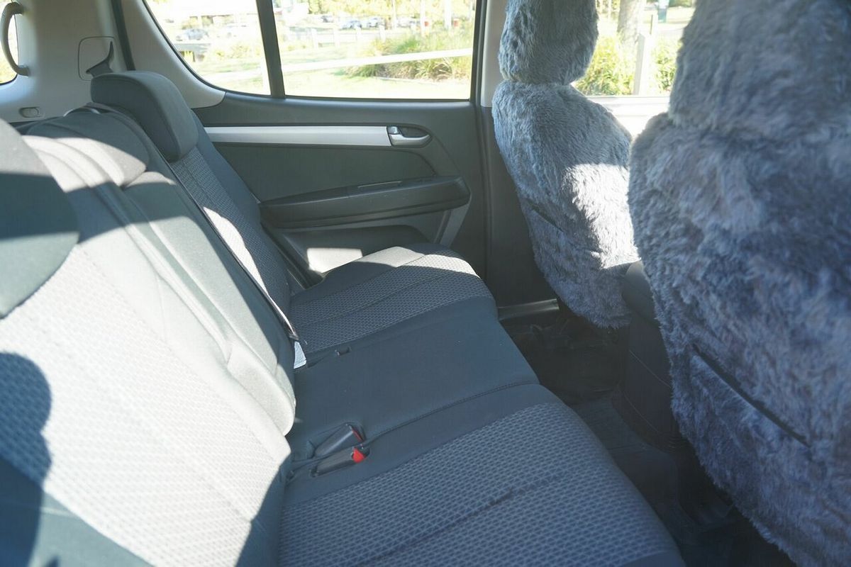2016 Isuzu MU-X LS-M