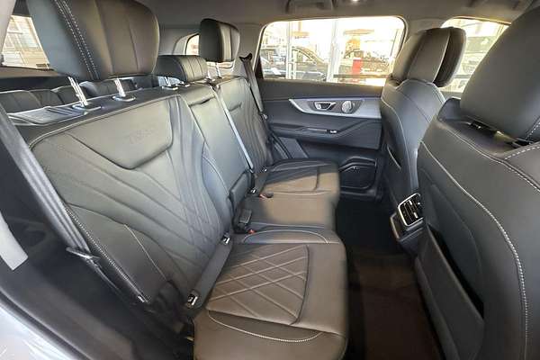 2025 Chery Tiggo 8 Pro Max Urban
