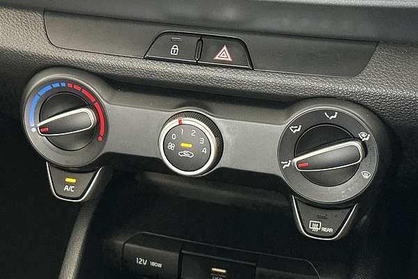 2023 Kia Stonic S YB