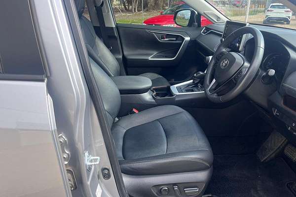 2020 Toyota RAV4 GXL AXAH52R