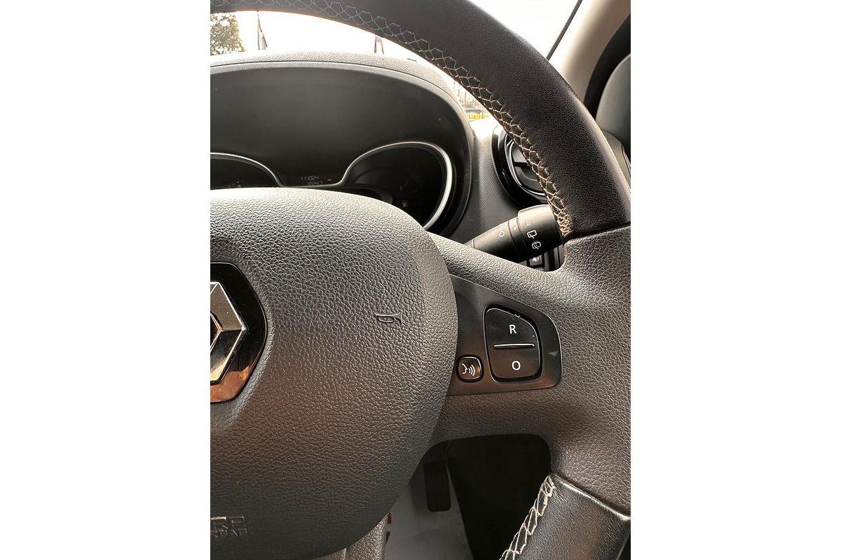 2020 Renault Trafic Premium 103kW X82 LWB